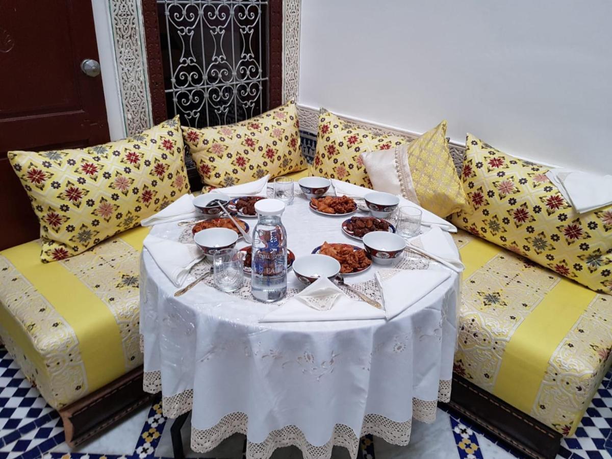 Riad Fes Colors & Spa - Family Lodging Exterior photo