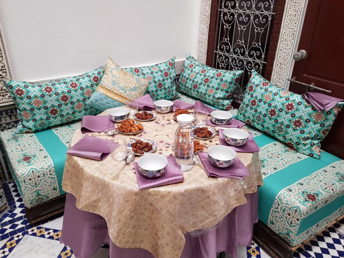Riad Fes Colors & Spa - Family Lodging Exterior photo