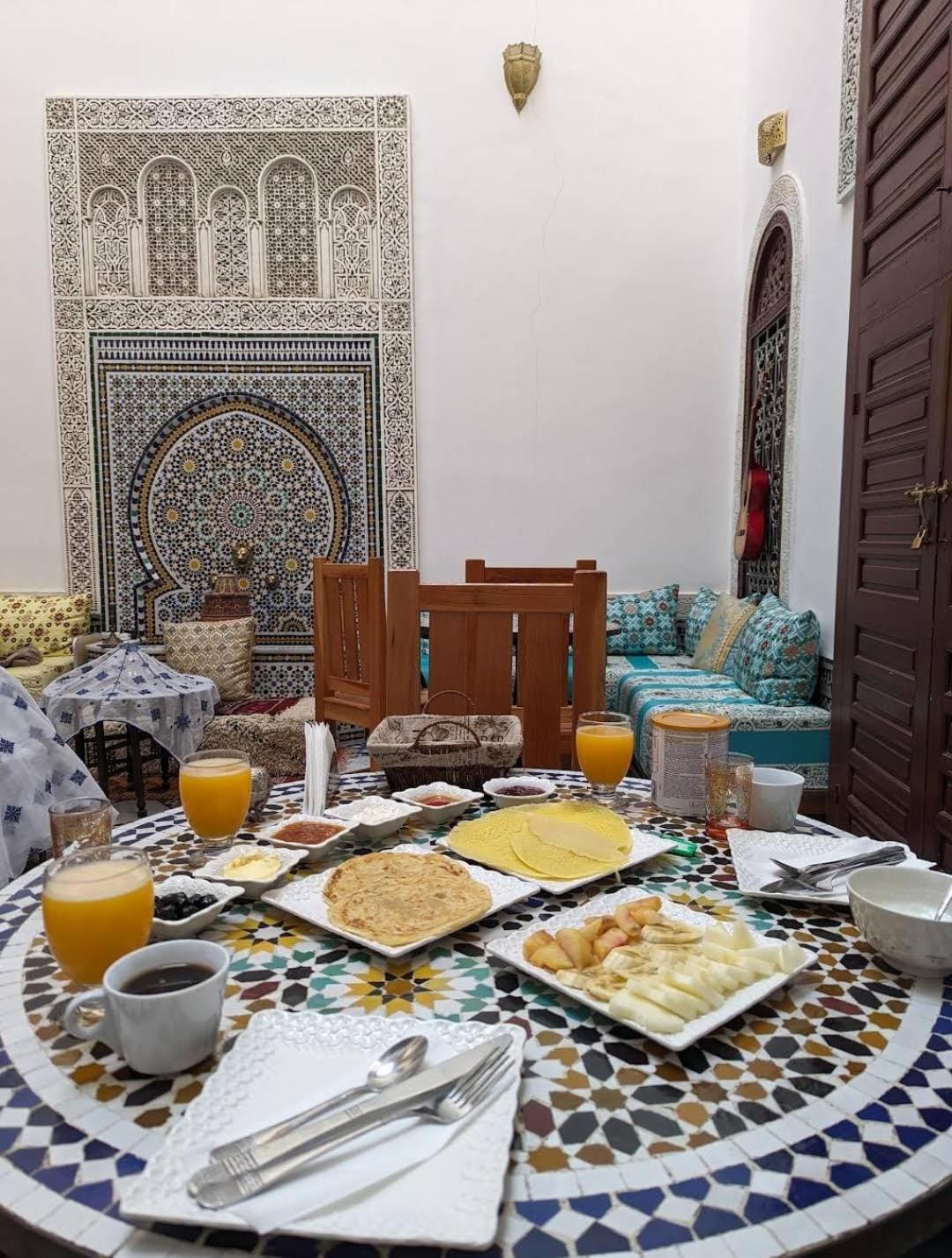 Riad Fes Colors & Spa - Family Lodging Exterior photo
