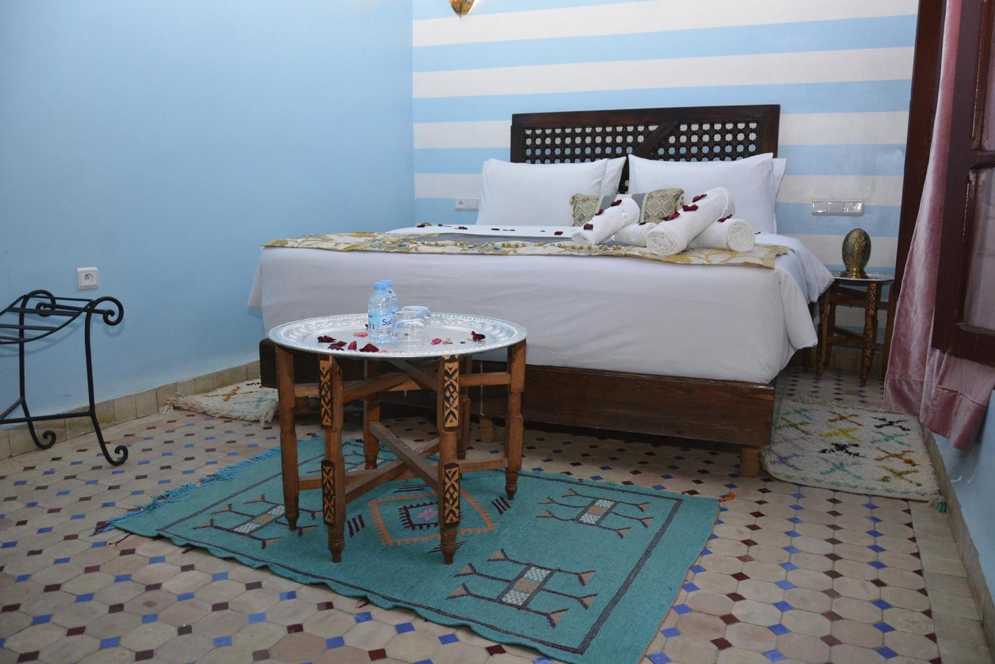 Riad Fes Colors & Spa - Family Lodging Exterior photo