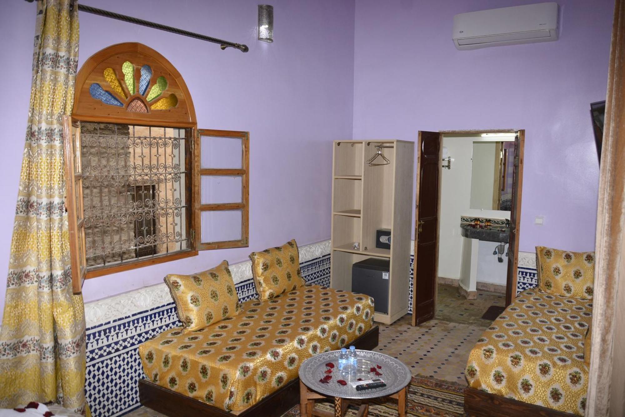 Riad Fes Colors & Spa - Family Lodging Exterior photo